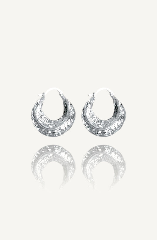 Marilyn Hoop Earrings / Silver