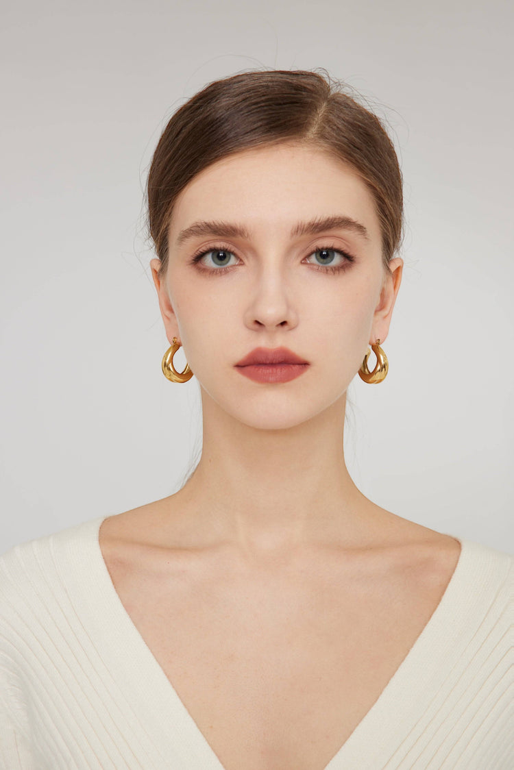 Darla Hoop Earrings