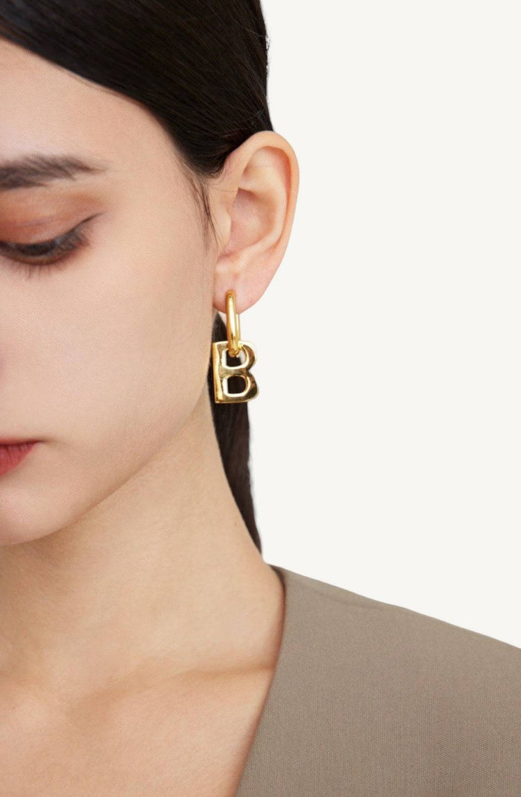 Briella Hoops / Gold
