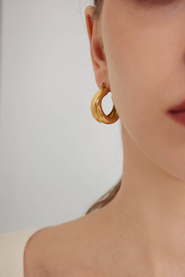 Darla Hoop Earrings