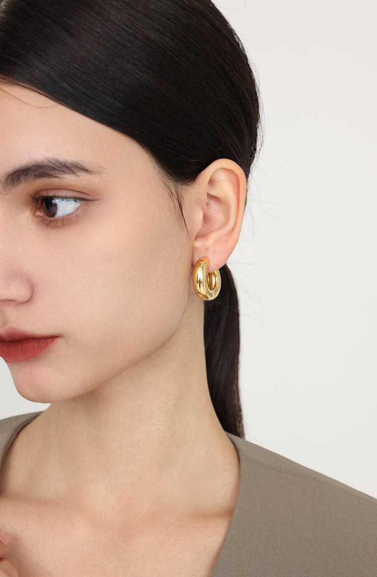 Rhea Hoop earrings / Gold