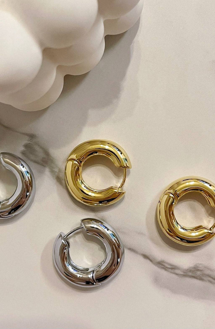 Rhea hoop earrings / Silver