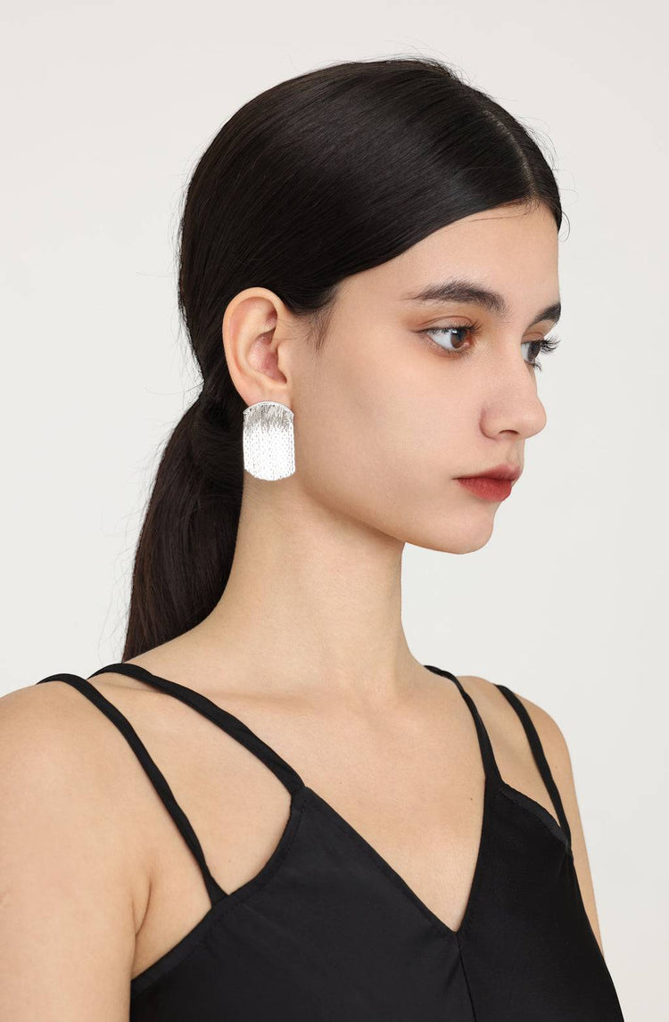 Hailey Drop Earrings / Silver