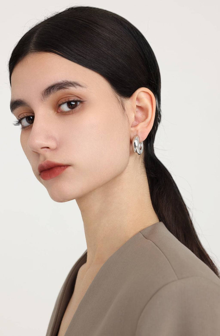 Rhea hoop earrings / Silver