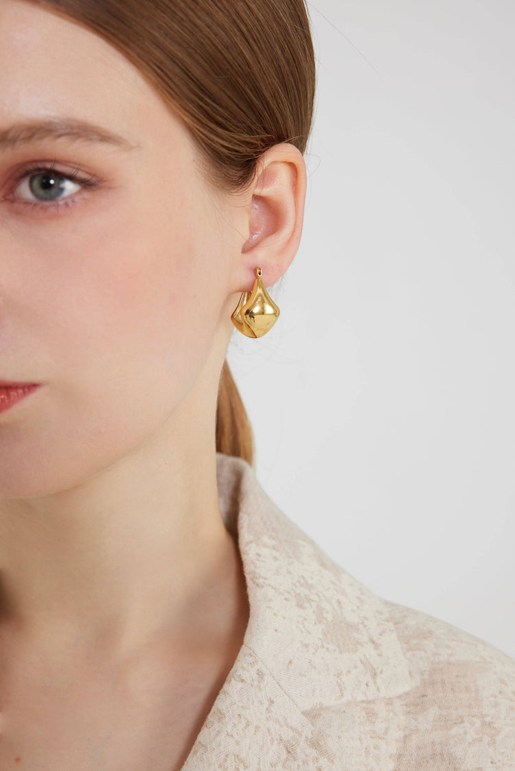 Rhombus hoop earrings