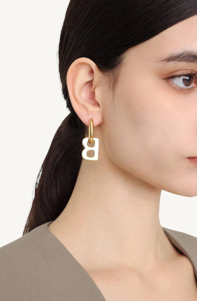Briella Hoops / Gold
