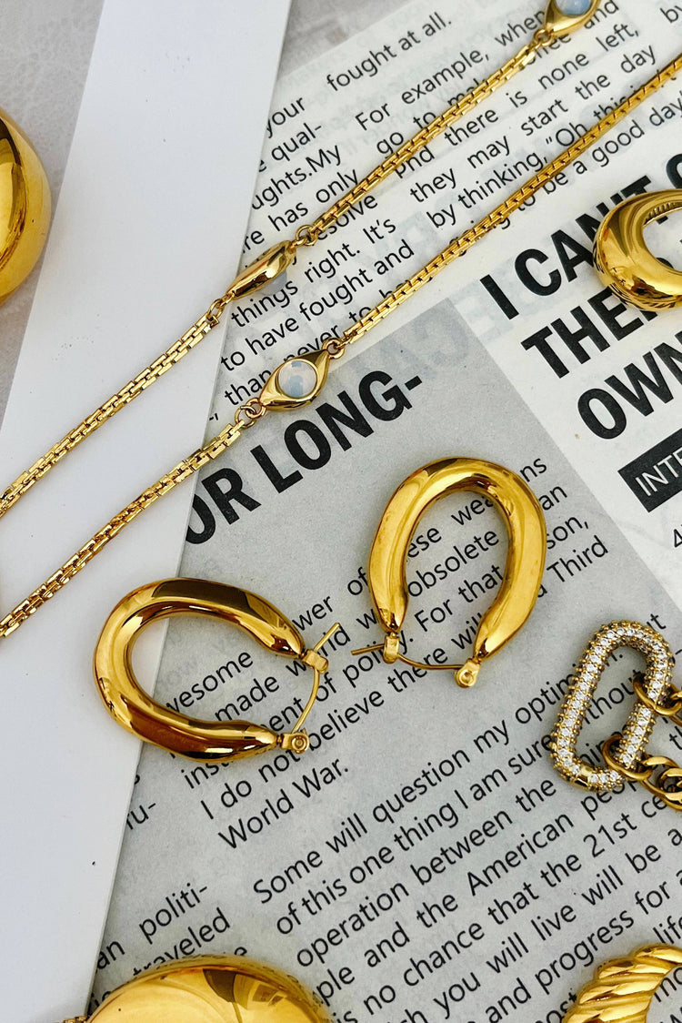 Maya Hoop earrings