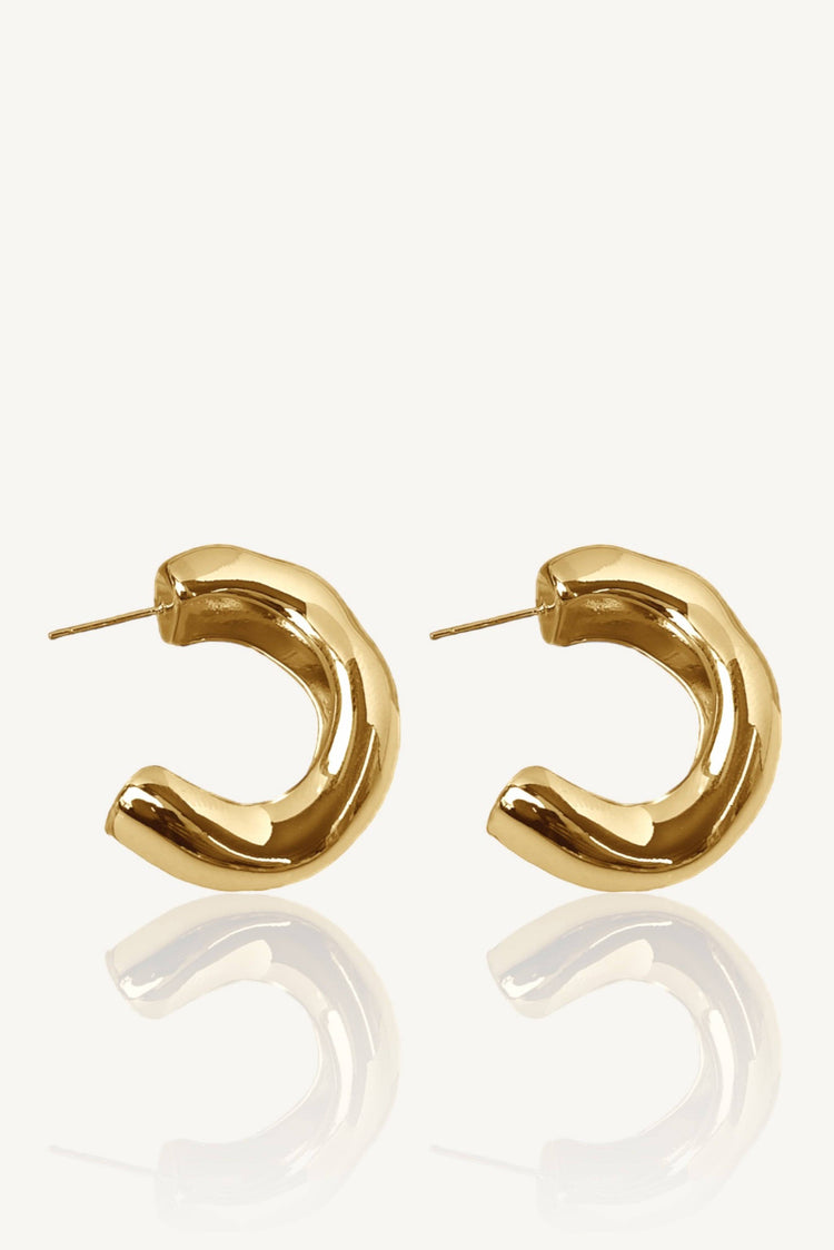 Ave Thick Hoop Earrings / Gold