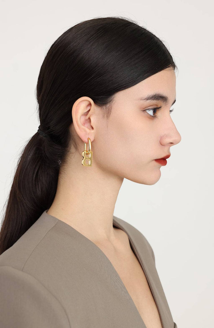 Briella Hoops / Gold