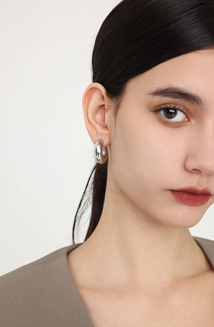 Rhea hoop earrings / Silver