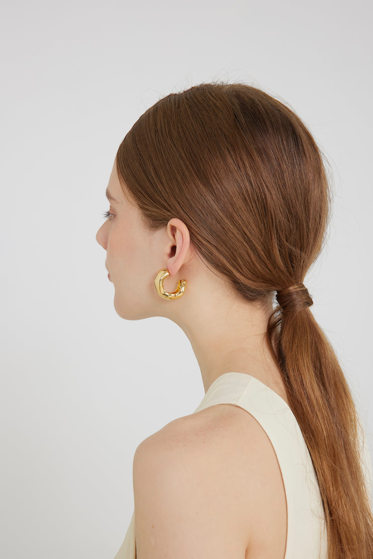 Ave Thick Hoop Earrings / Gold