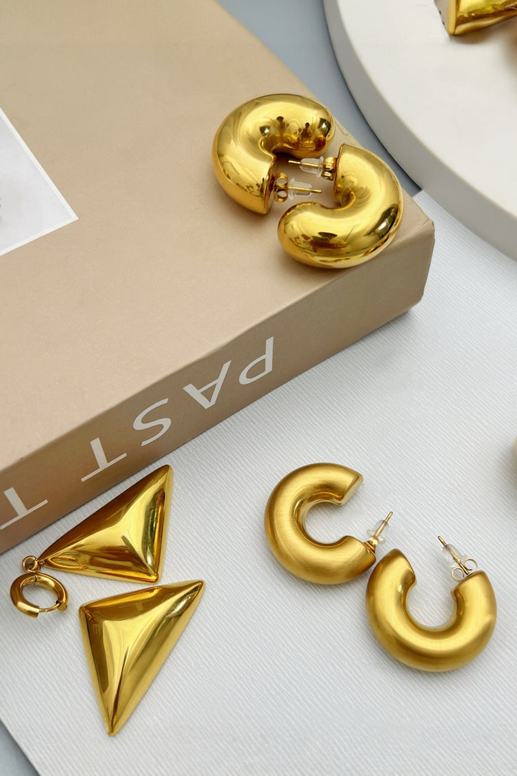 Velma matte earrings