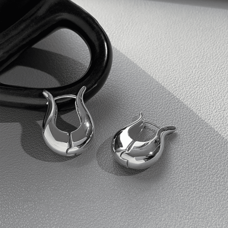 GREAH Earrings / silver