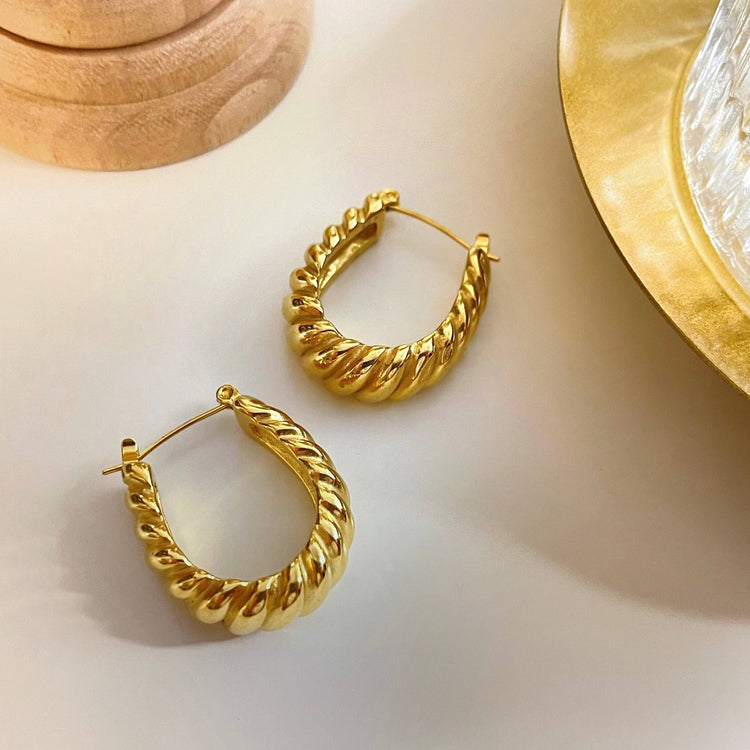 Avery Hoop Earrings