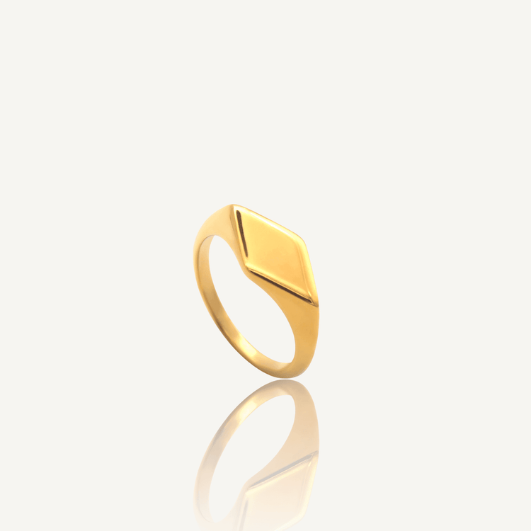 Darcy Ring