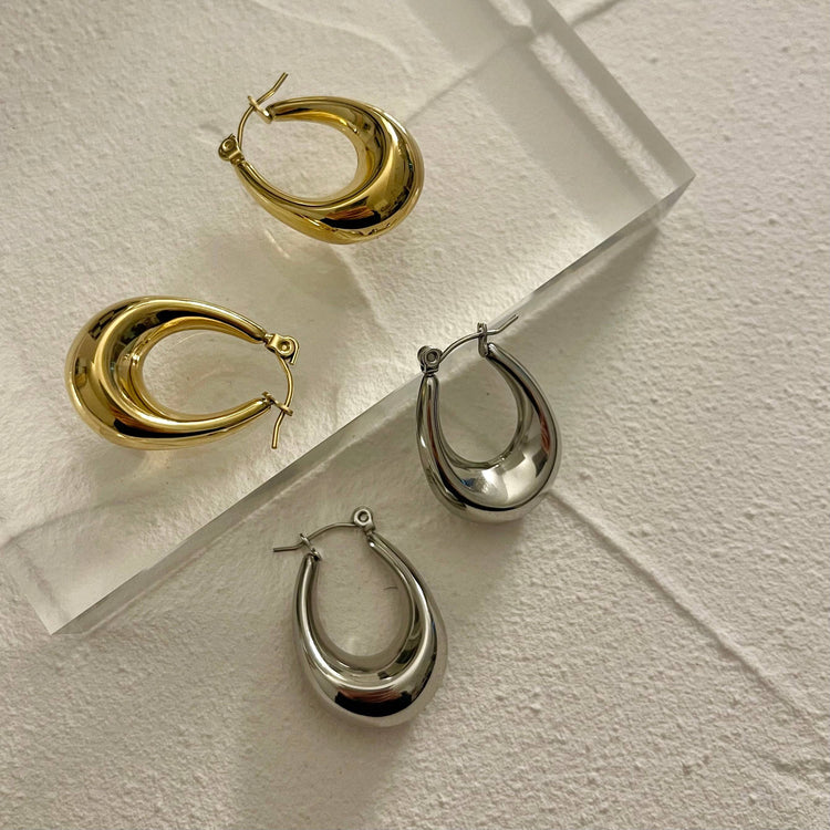 Viola hoop earrings / silver