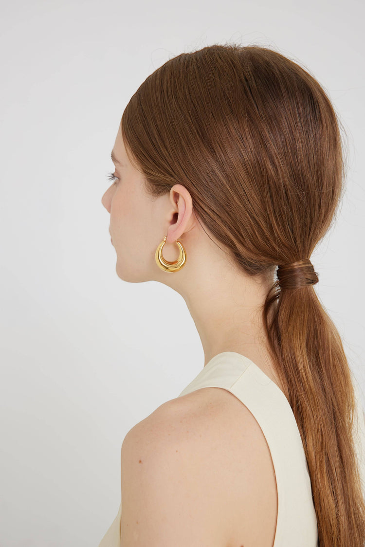 Mila Hoop Earrings / Gold