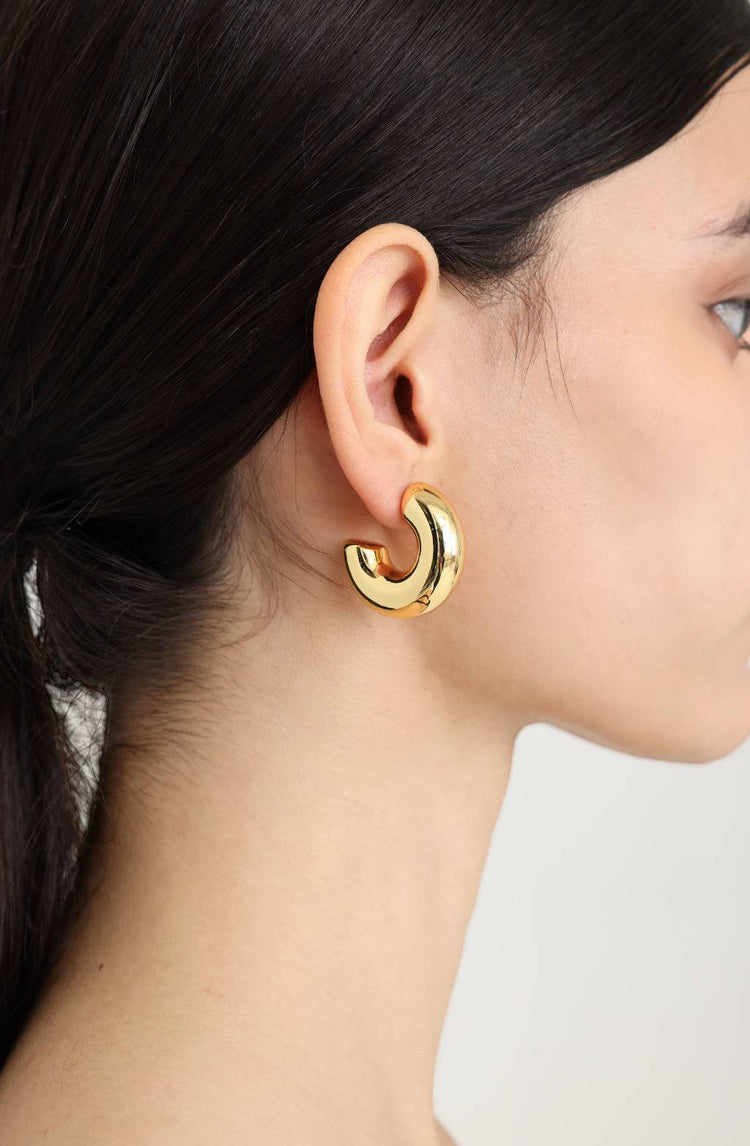 Velma Earrings / Gold